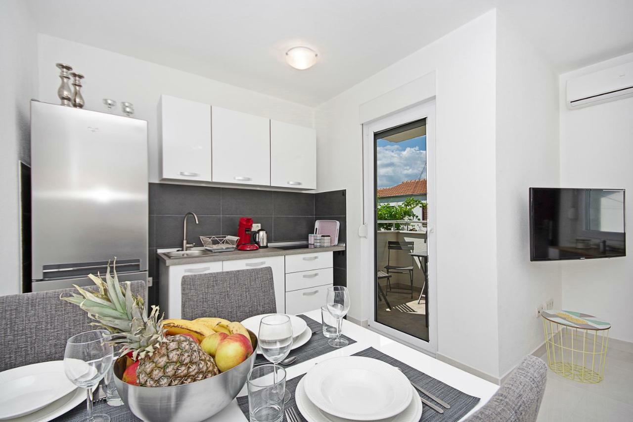 Irma Trogir Appartement Buitenkant foto
